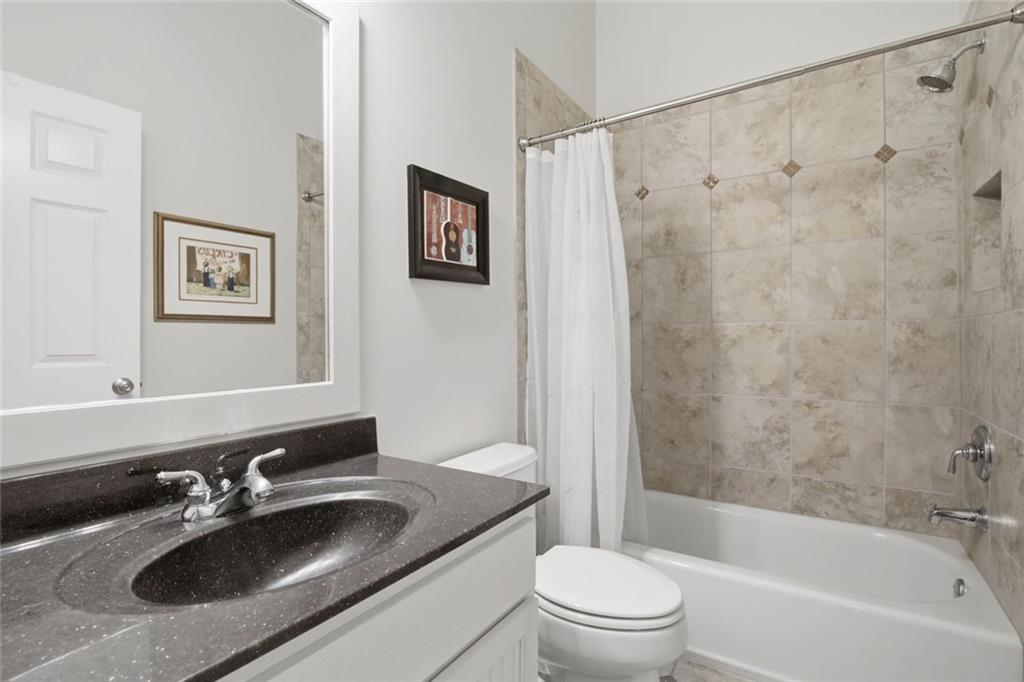 5511 Waters Edge Trail