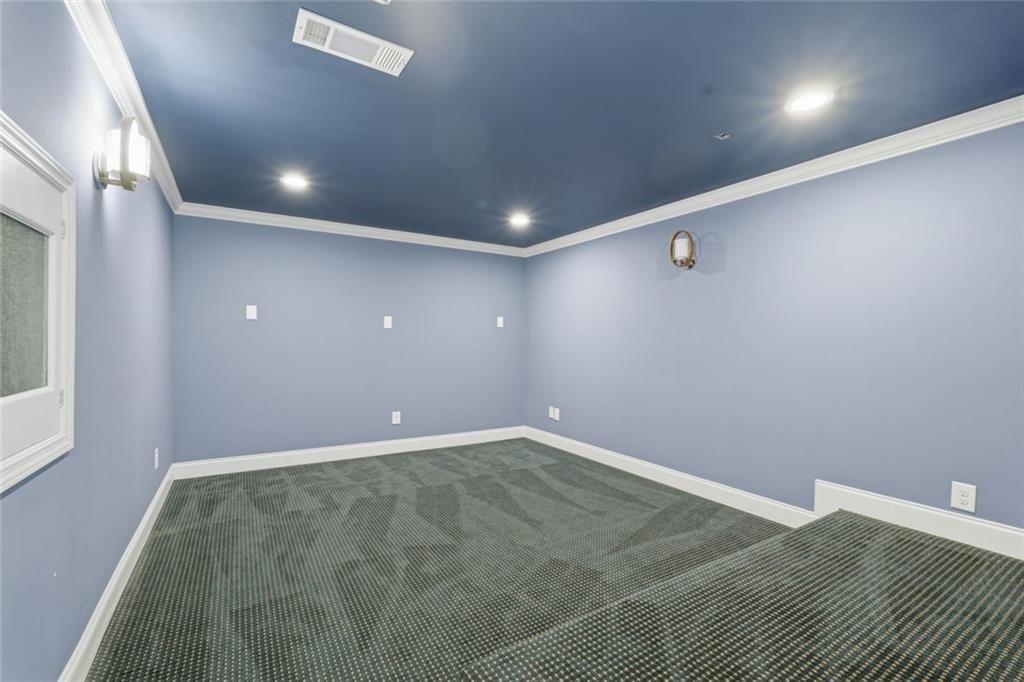 770 Glastonbury Court
