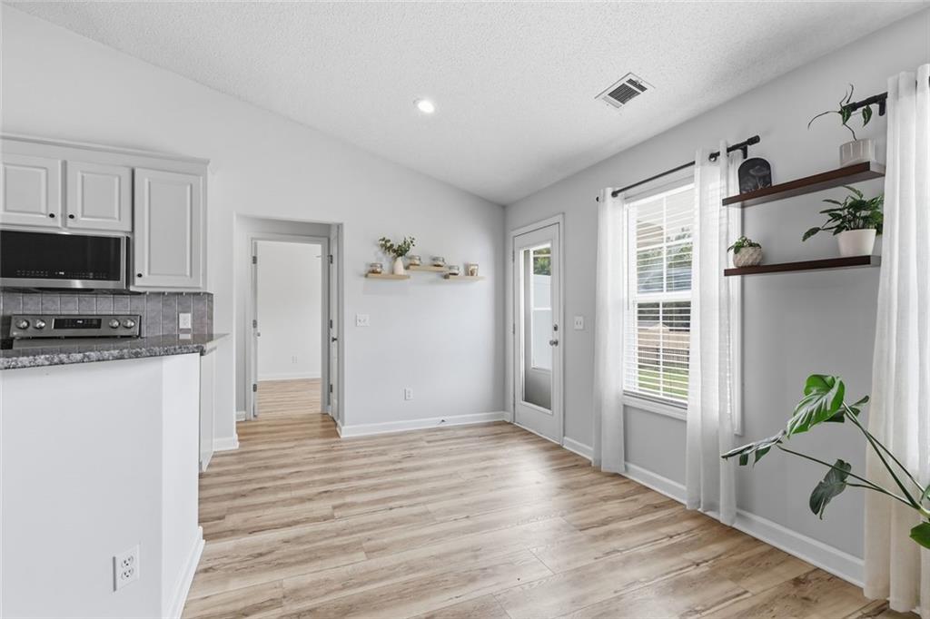 953 Jefferson Walk Circle