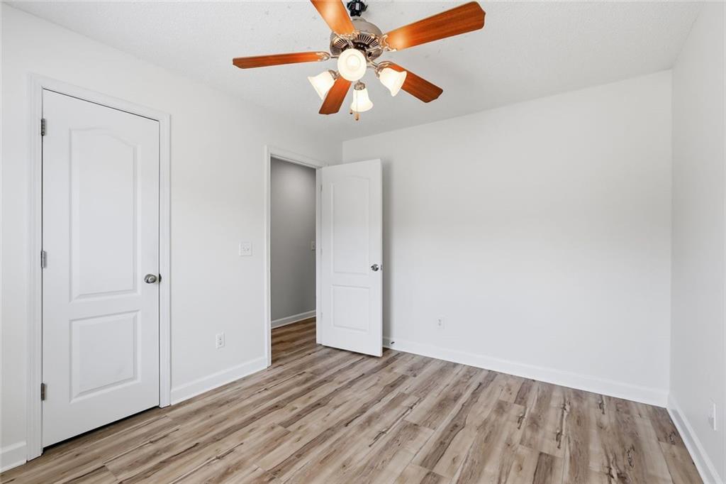 953 Jefferson Walk Circle