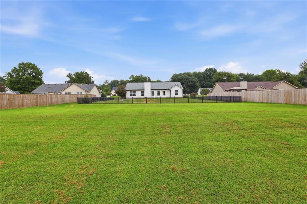 953 Jefferson Walk Circle