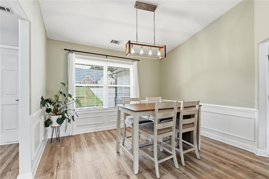 953 Jefferson Walk Circle