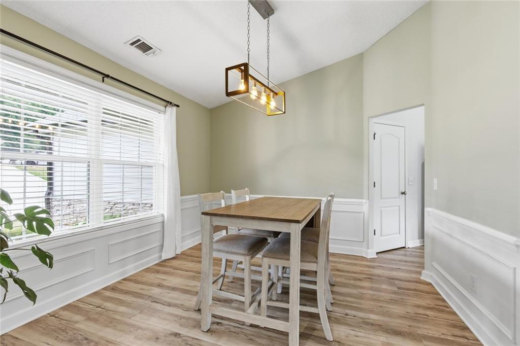 953 Jefferson Walk Circle