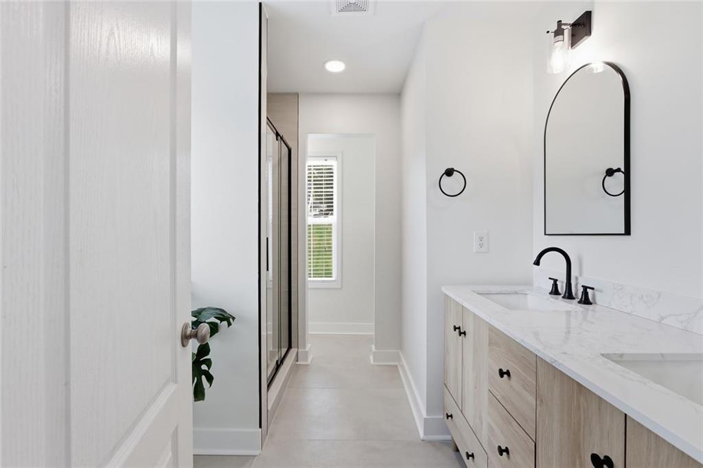 953 Jefferson Walk Circle