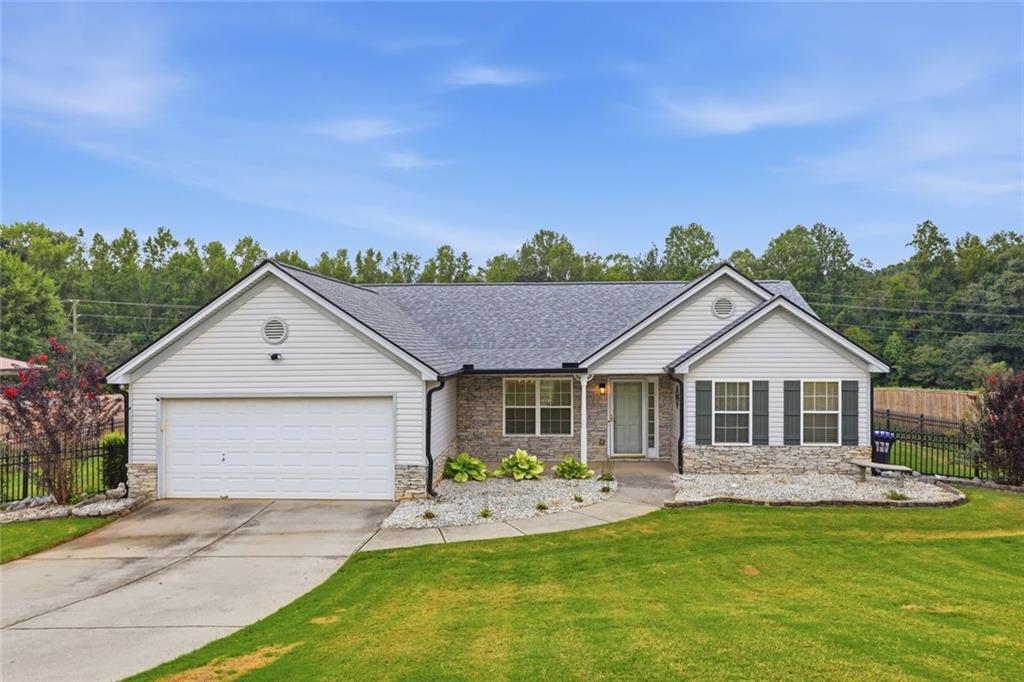 953 Jefferson Walk Circle