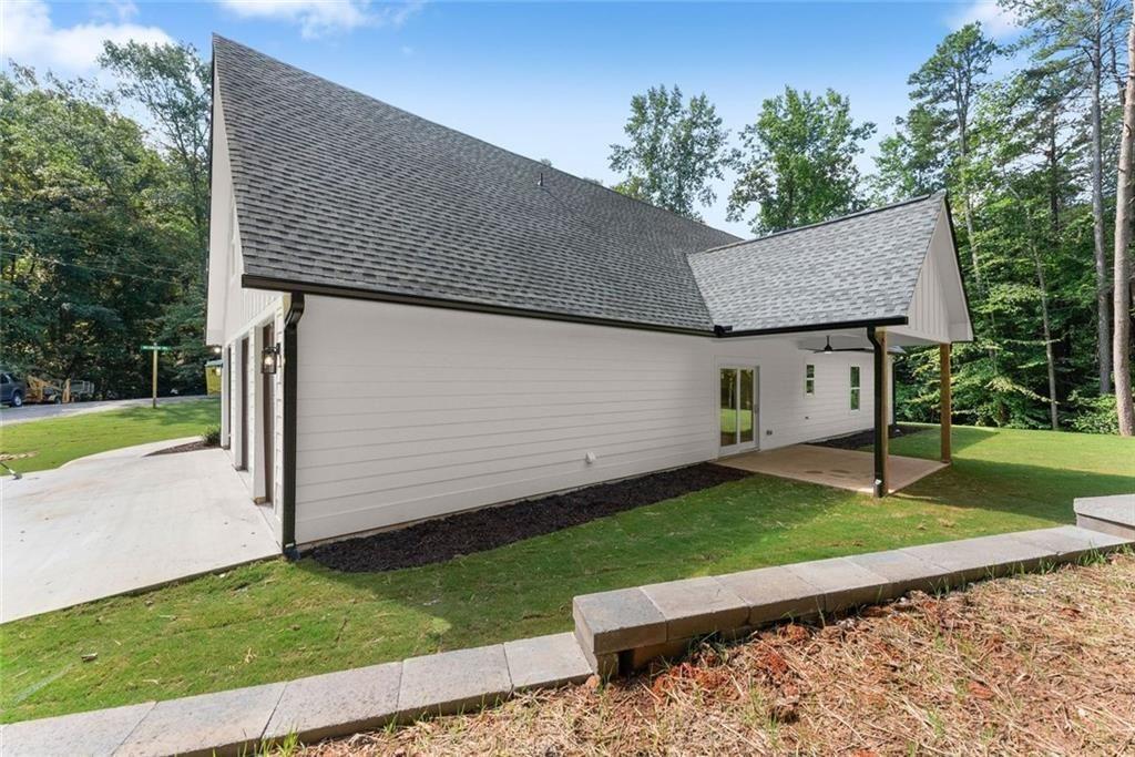 6711 Wildwood Trail