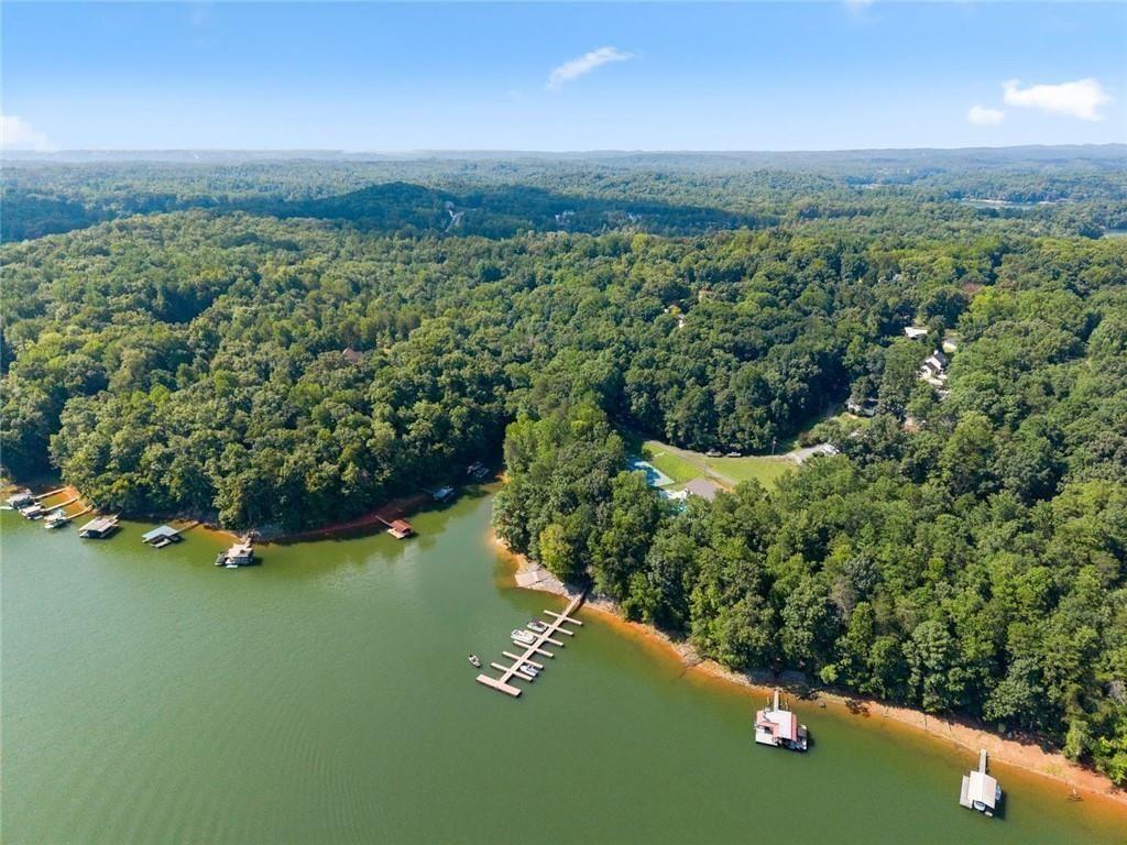 6711 Wildwood Trail