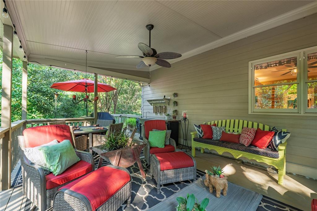 155 Willow Oak Lane