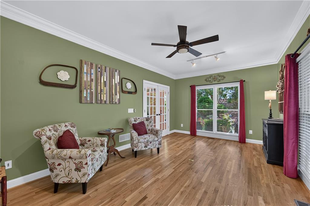 155 Willow Oak Lane