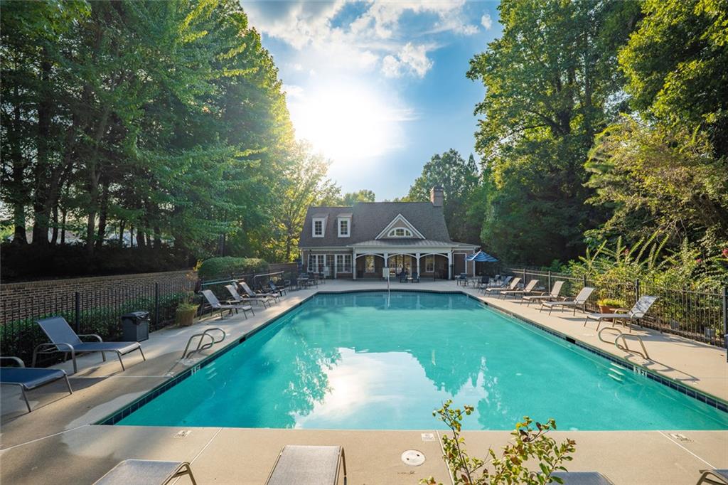 155 Willow Oak Lane