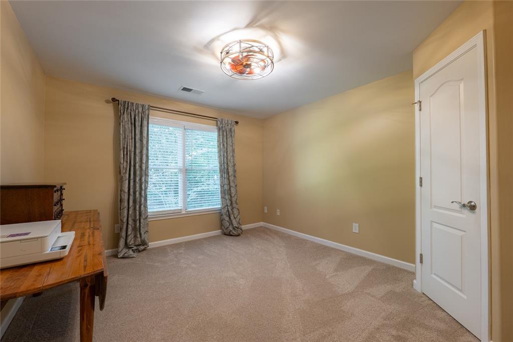 155 Willow Oak Lane
