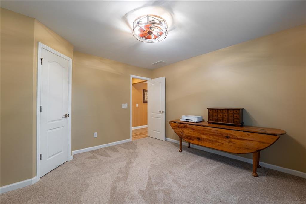 155 Willow Oak Lane