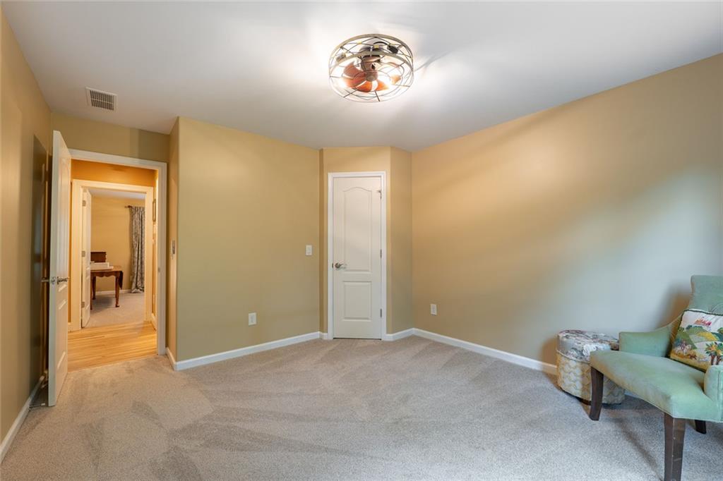 155 Willow Oak Lane