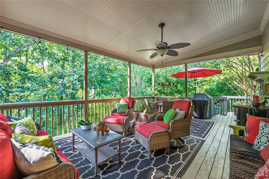 155 Willow Oak Lane