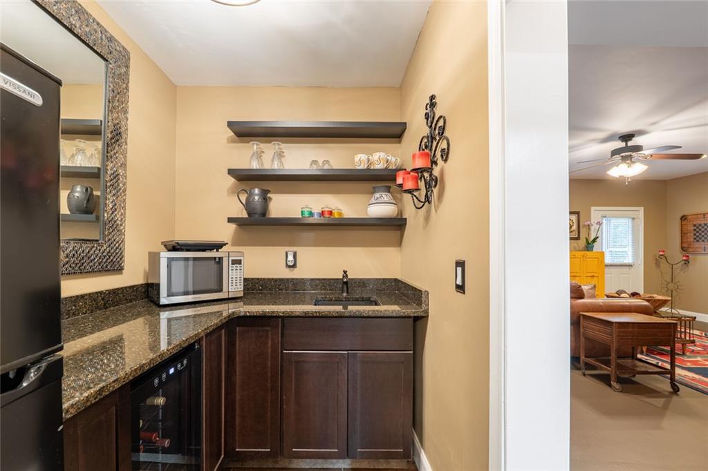 155 Willow Oak Lane
