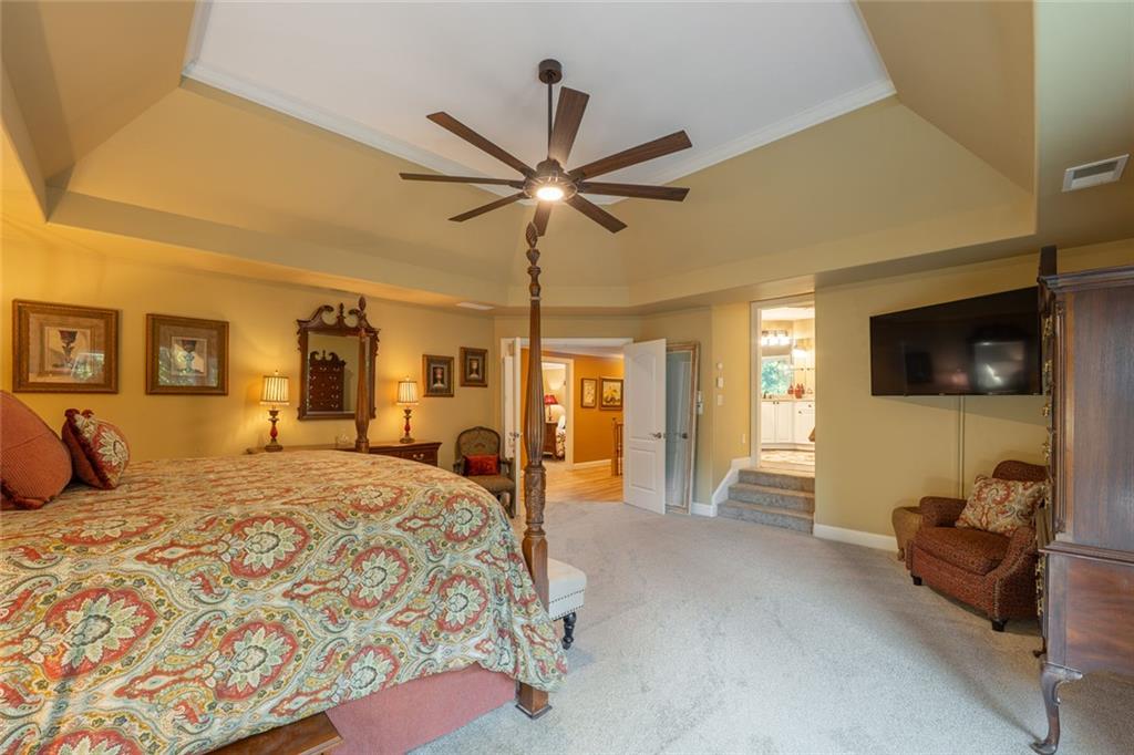 155 Willow Oak Lane