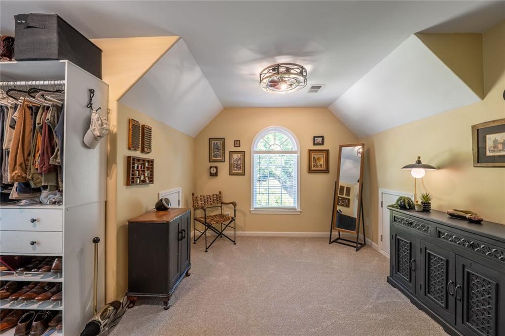 155 Willow Oak Lane