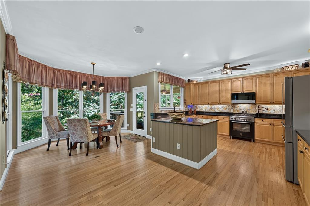 155 Willow Oak Lane