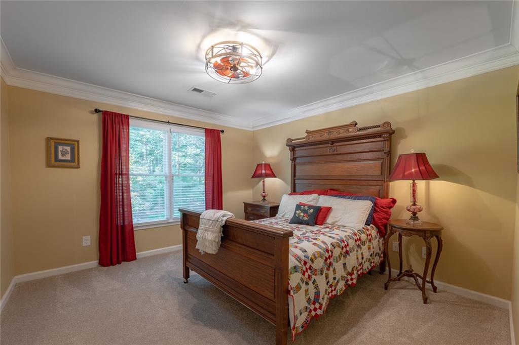 155 Willow Oak Lane
