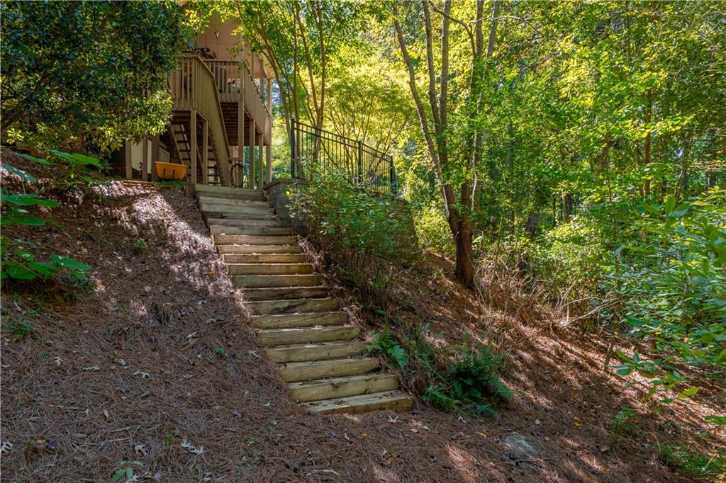 155 Willow Oak Lane