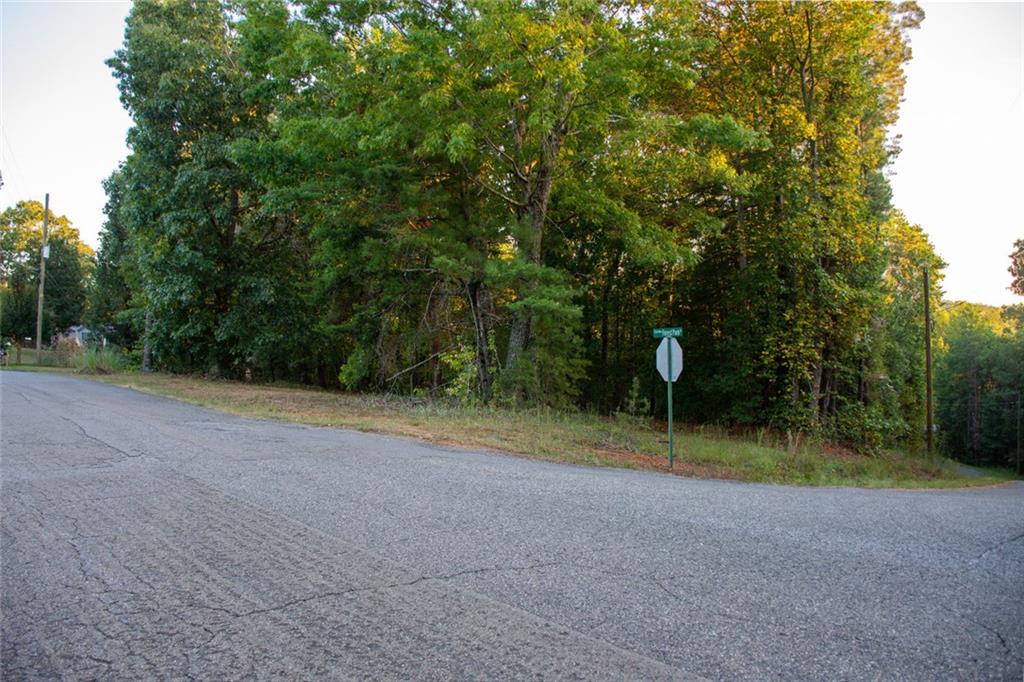 81 Cherokee Trail
