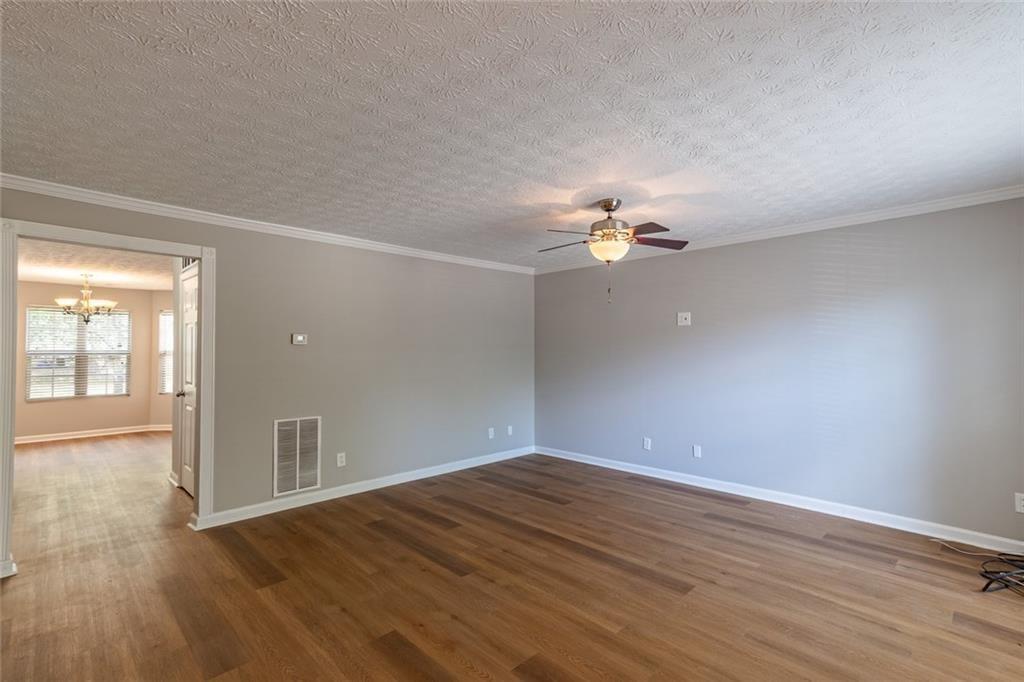 5550 Strathmoor Manor Circle