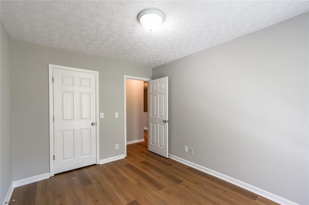 5550 Strathmoor Manor Circle