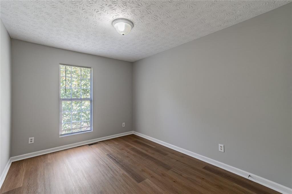 5550 Strathmoor Manor Circle