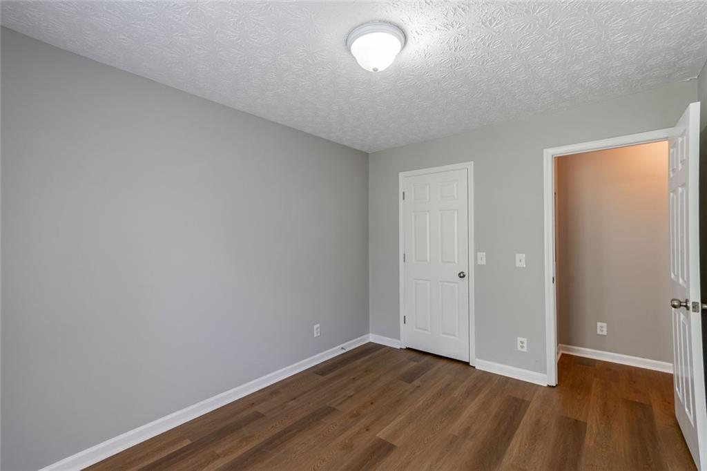 5550 Strathmoor Manor Circle