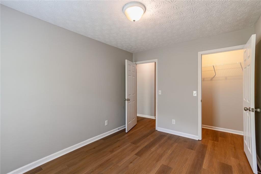 5550 Strathmoor Manor Circle
