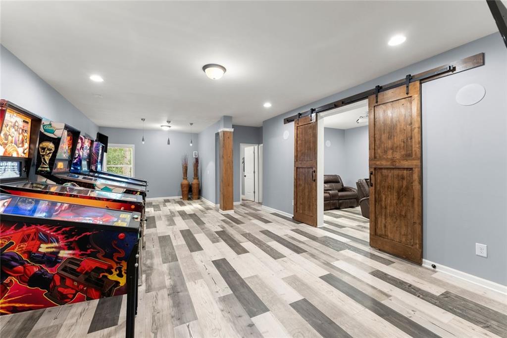 5815 Crest Oak Way