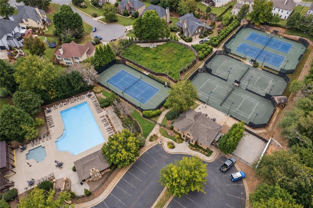 5370 Avonshire Lane