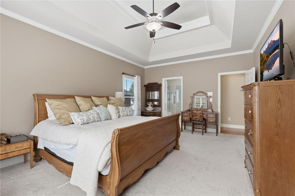5370 Avonshire Lane