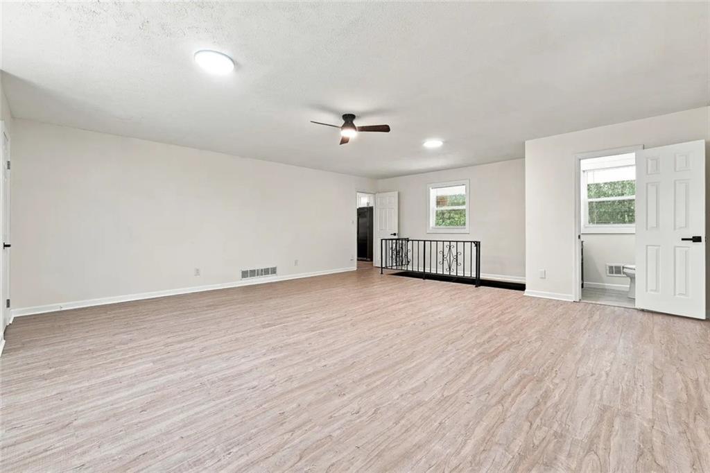 4195 Valley Lake Terrace SW