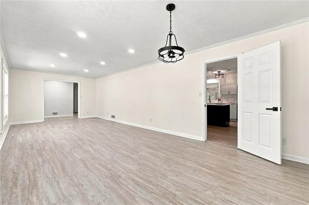 4195 Valley Lake Terrace SW
