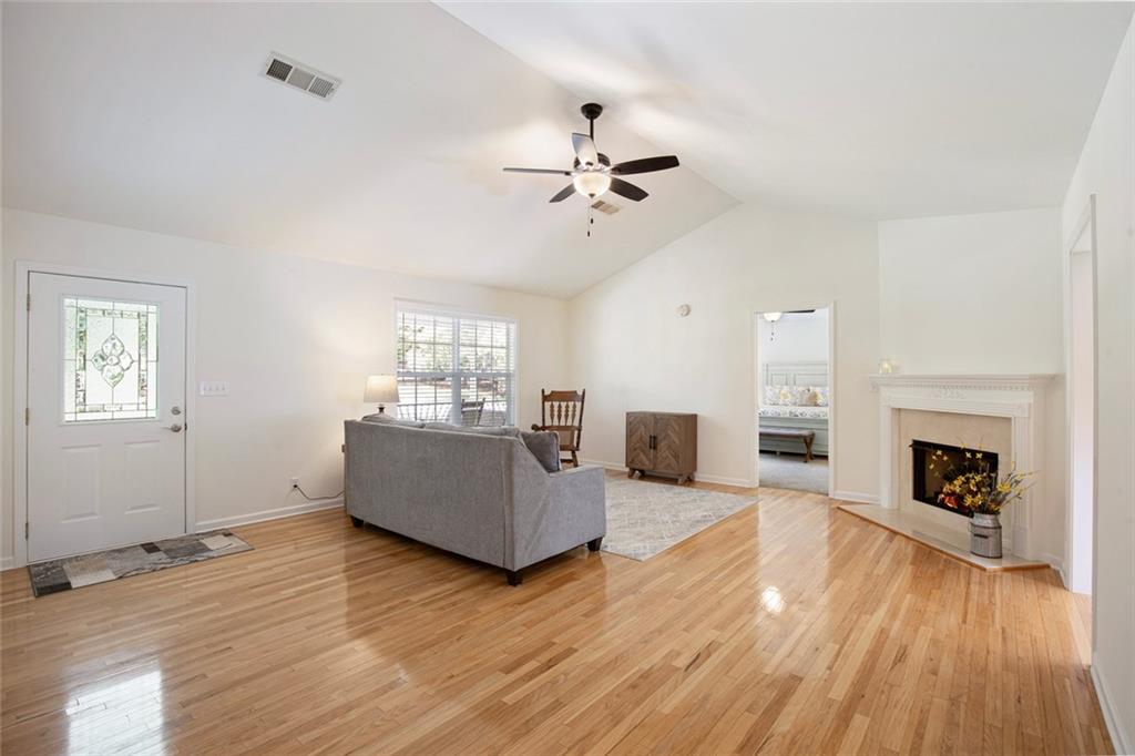 333 Long Branch Crossing