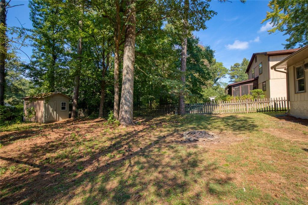 2494 Rhoanoke Drive