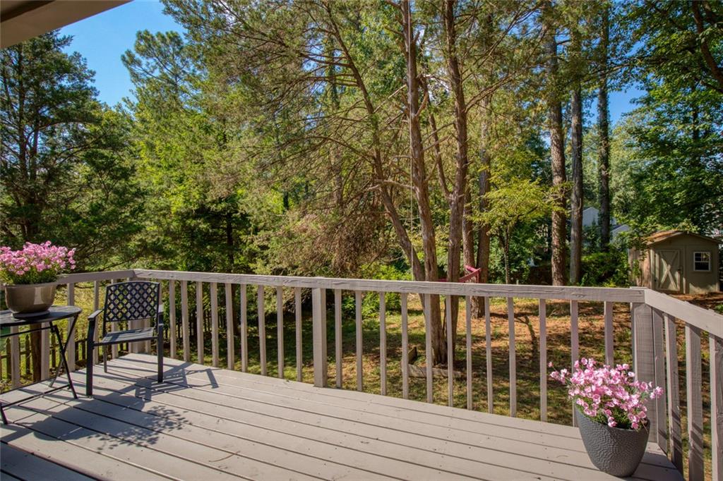 2494 Rhoanoke Drive