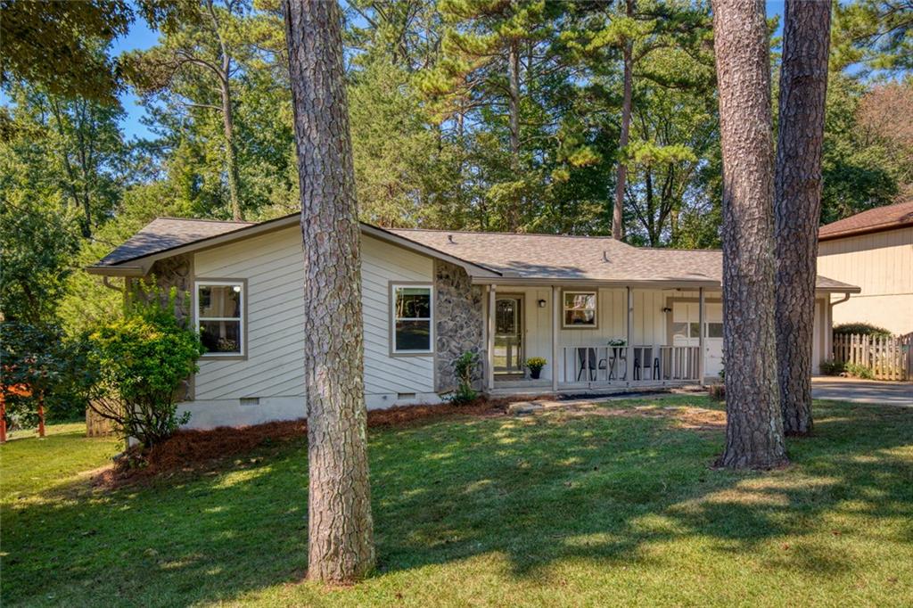 2494 Rhoanoke Drive