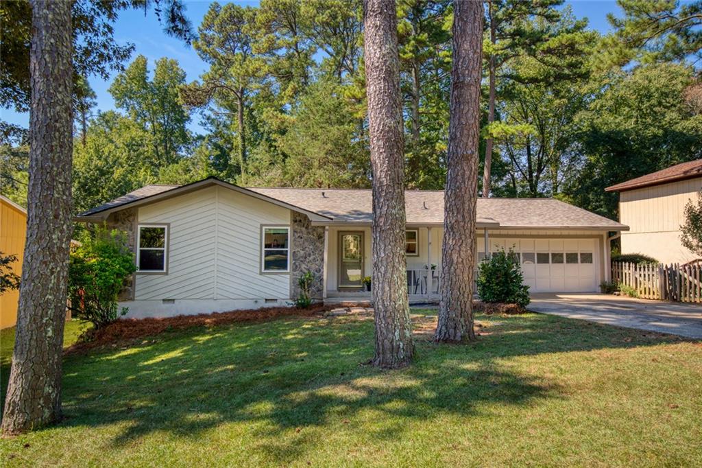 2494 Rhoanoke Drive