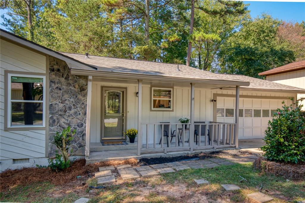 2494 Rhoanoke Drive