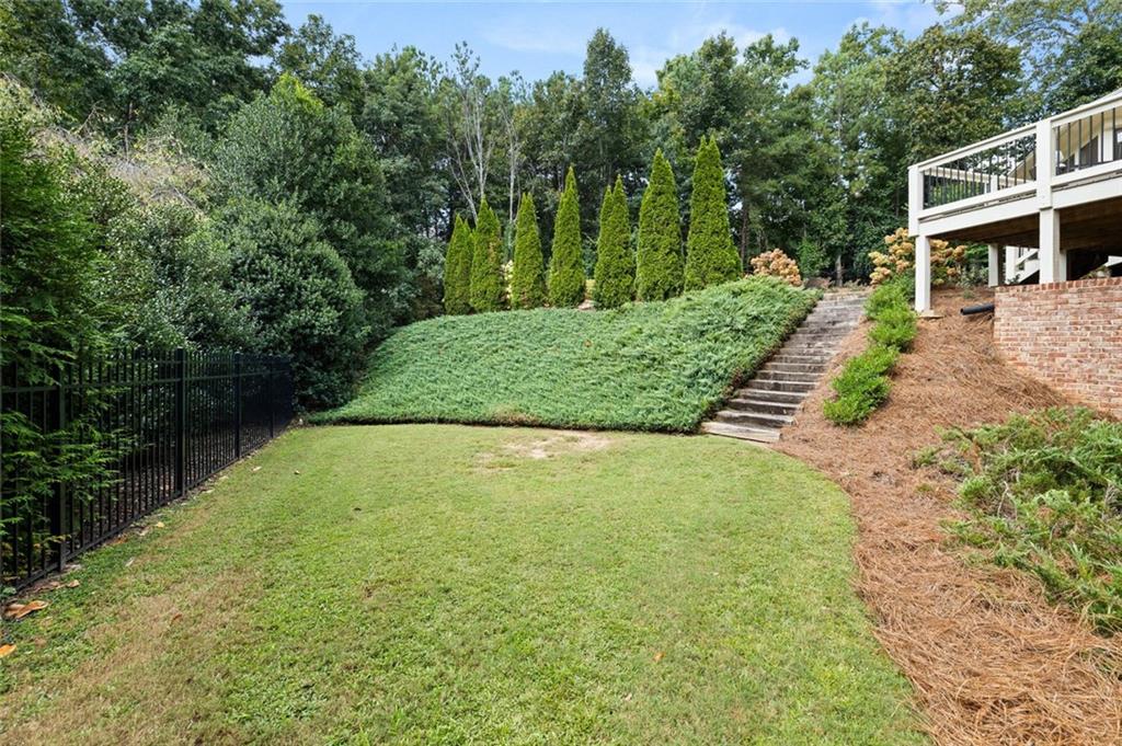 8030 Coventry Pointe