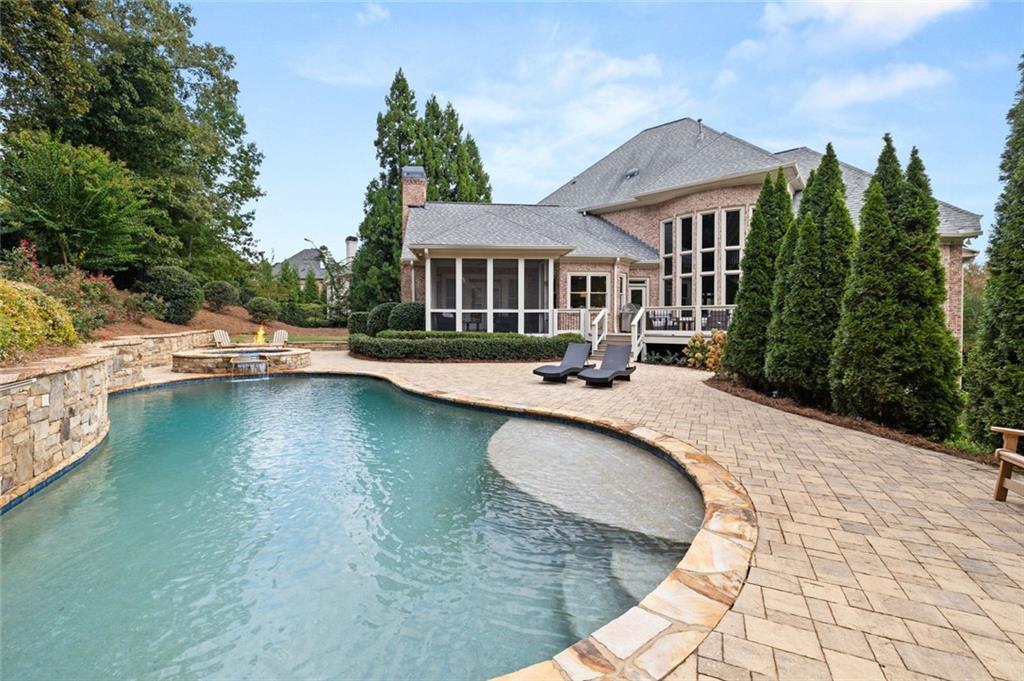 8030 Coventry Pointe