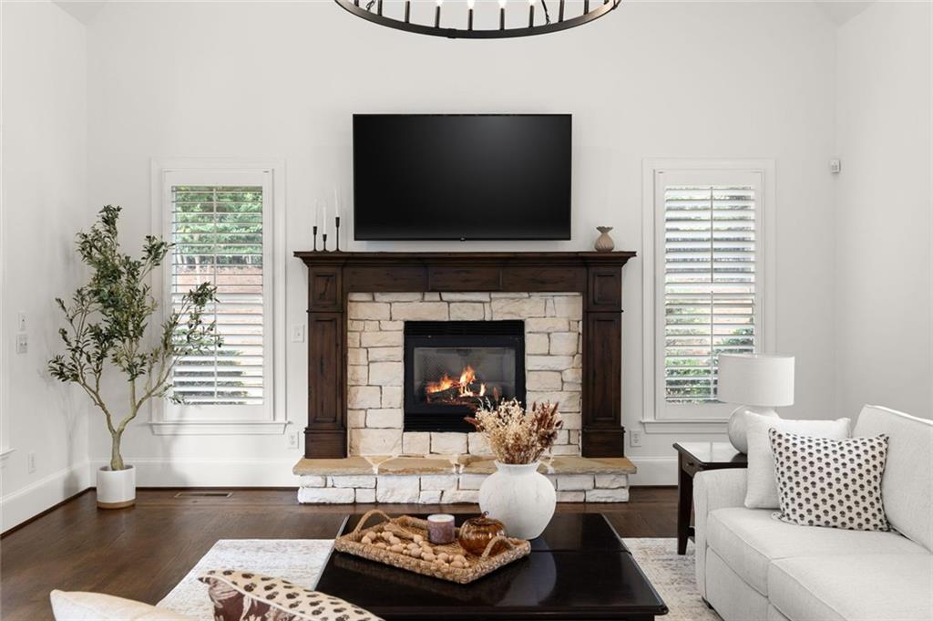 8030 Coventry Pointe