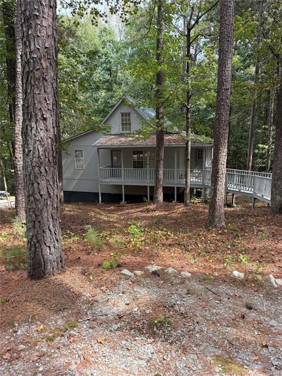 425 Falcon Circle