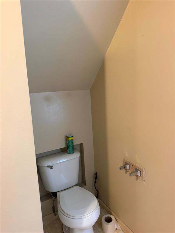 425 Falcon Circle