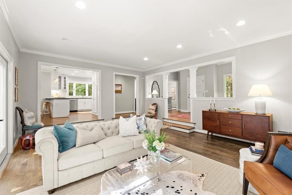 1525 Huntingford Drive