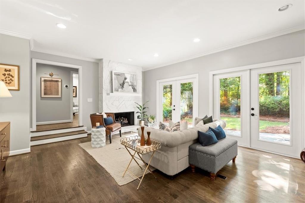 1525 Huntingford Drive