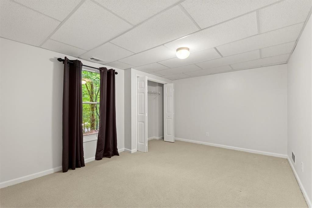 1525 Huntingford Drive