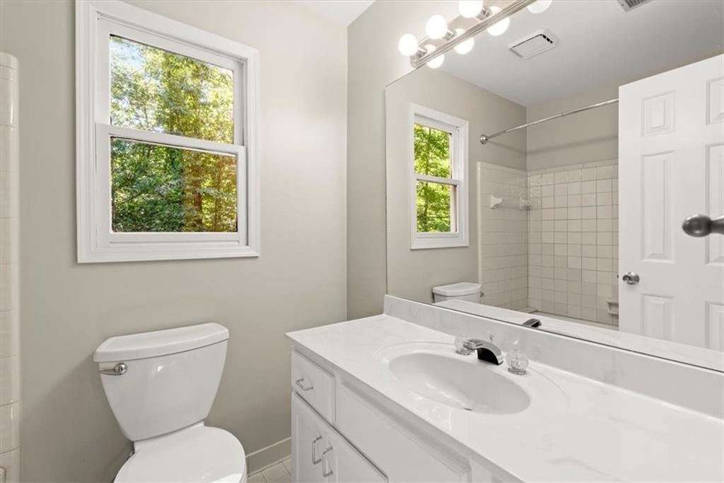 1525 Huntingford Drive